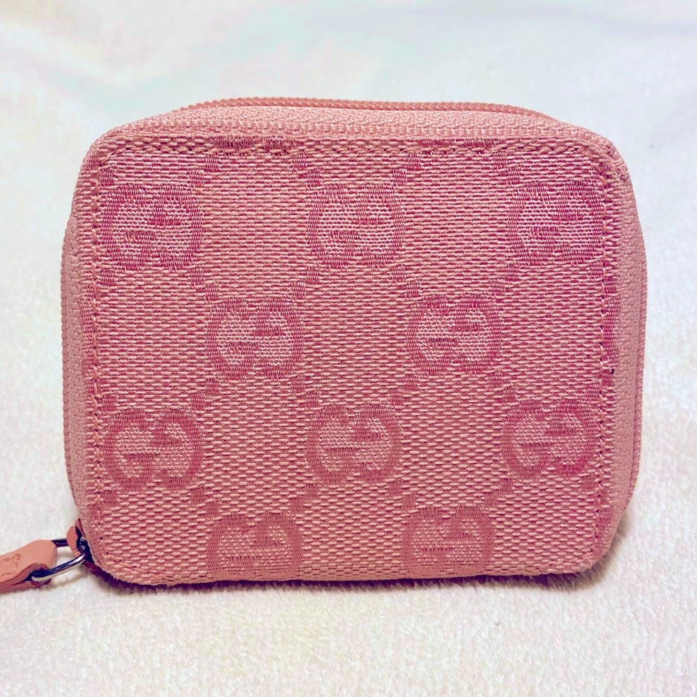 Gucci GG Canvas Pink Zip Coin Purse